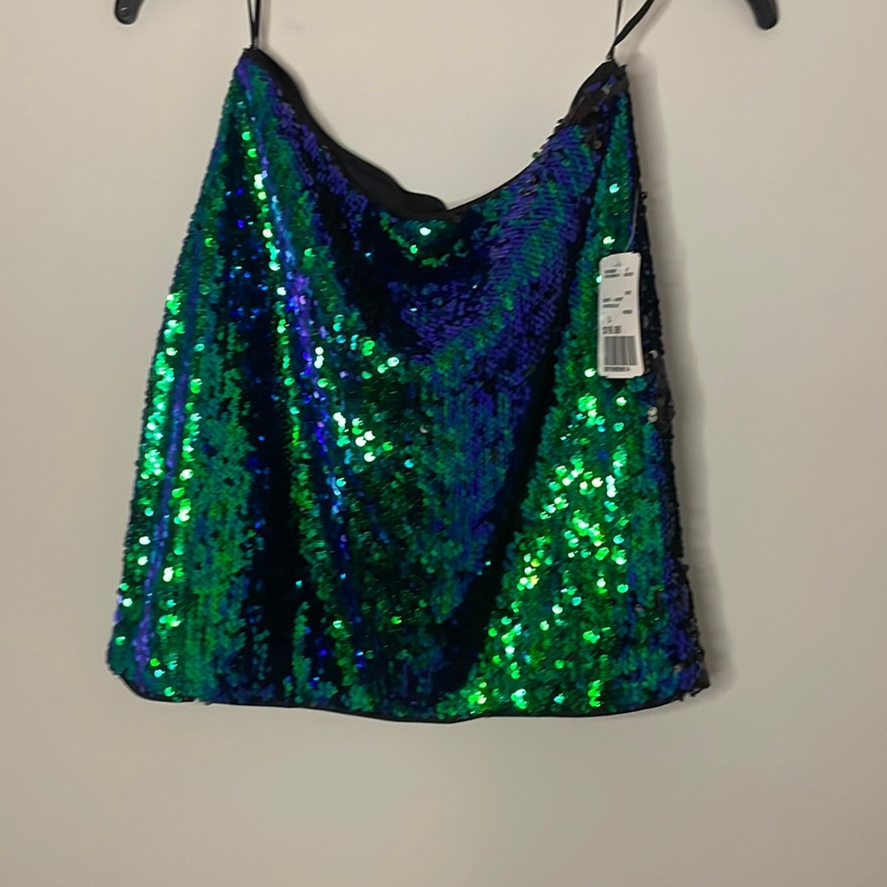 Forever 21 sequin mini skirt NWT (L)